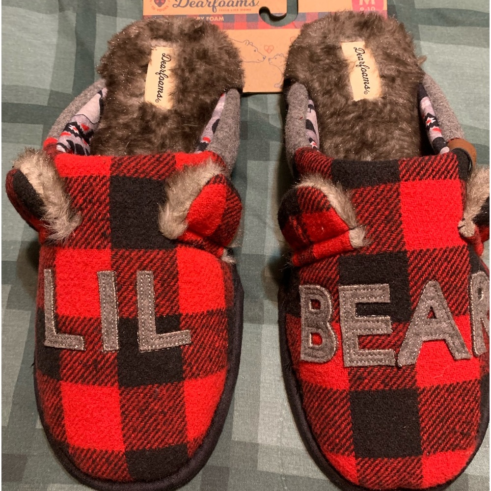 Dear foams Men Memory Foam Red and Black Plaid slippers